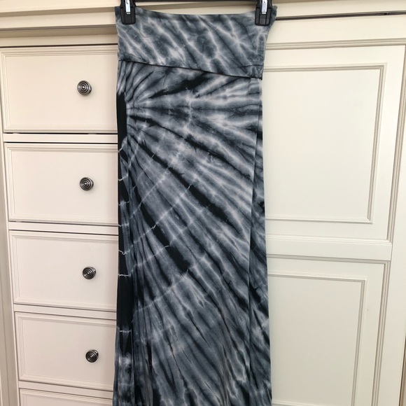 Dresses & Skirts - Tie dye maxi skirt